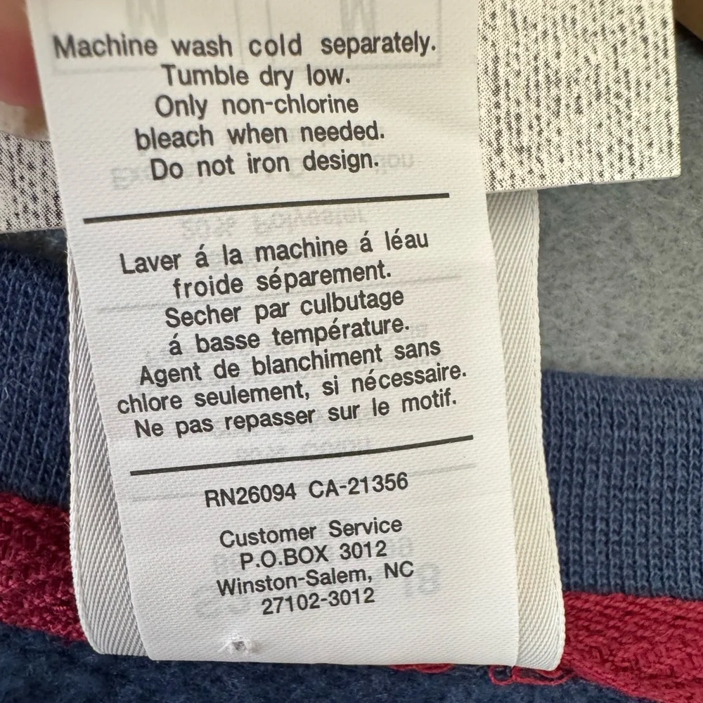 Champion Navy Embossed Logo Sweatshirt NWT Men’s Medium Classic Crewneck - Picture 13 of 13